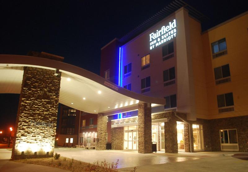 Fairfield Inn And Suites By Marriott Northfield image