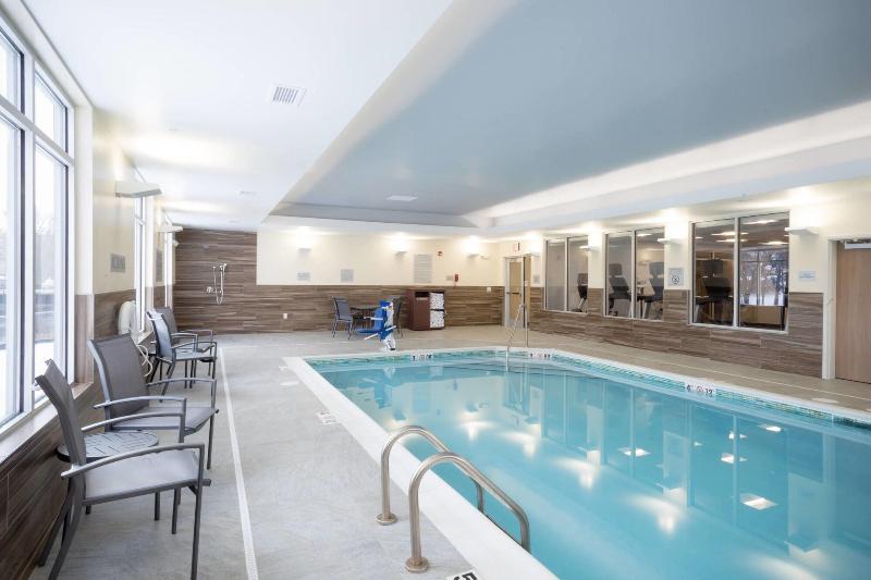 Fairfield Inn And Suites By Marriott Northfield image