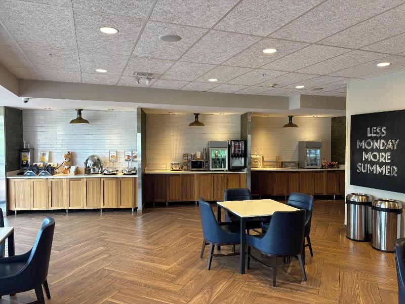 Fairfield Inn And Suites By Marriott Northfield