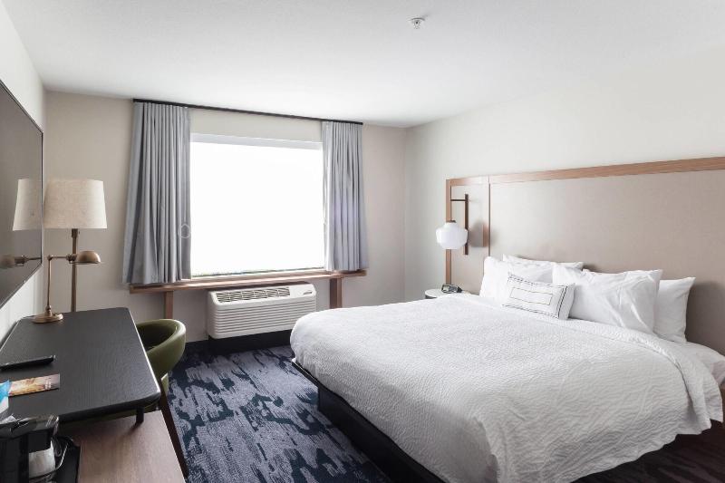 Fairfield Inn And Suites By Marriott Northfield image