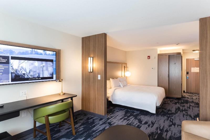 Fairfield Inn And Suites By Marriott Northfield image