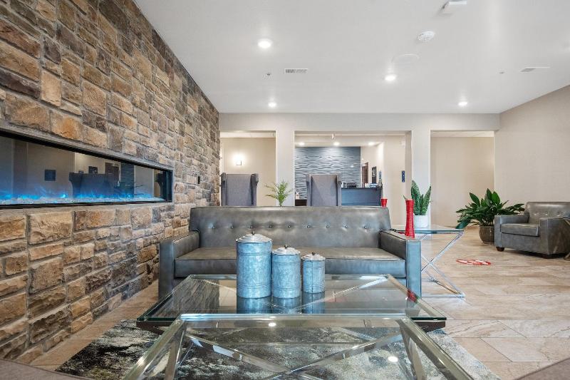 Cobblestone Hotel & Suites - Austin image