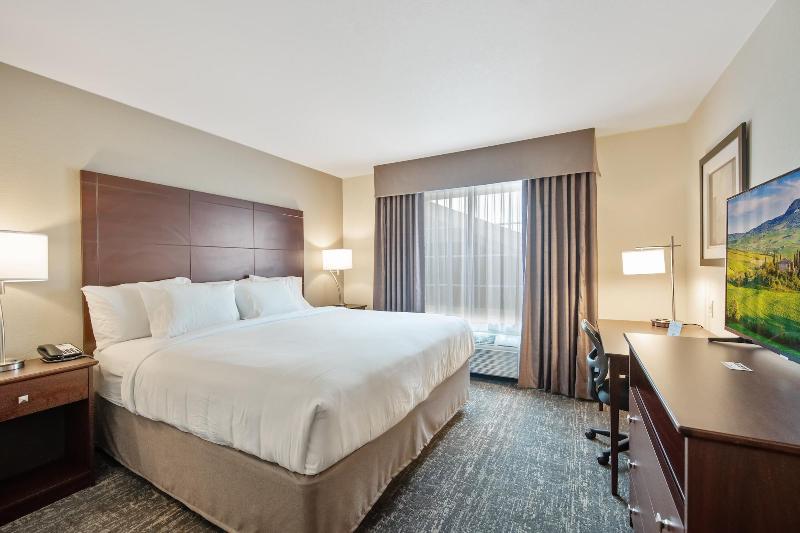 Cobblestone Hotel & Suites - Austin image