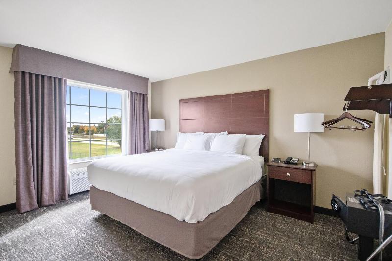 Cobblestone Hotel & Suites - Austin image
