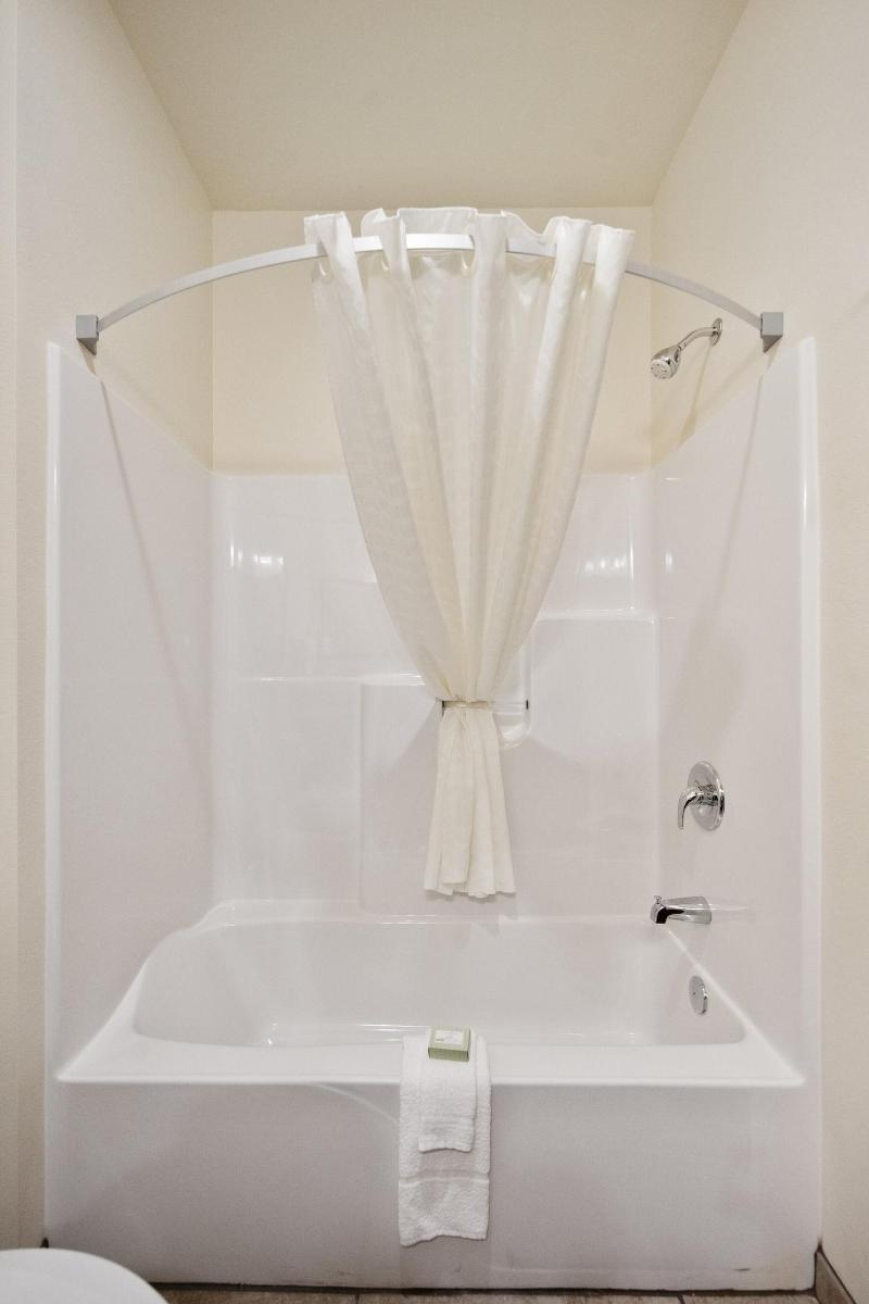 Cobblestone Hotel & Suites - Austin image