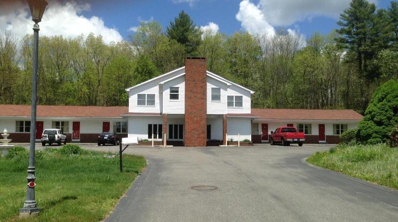 Economy Lodge image