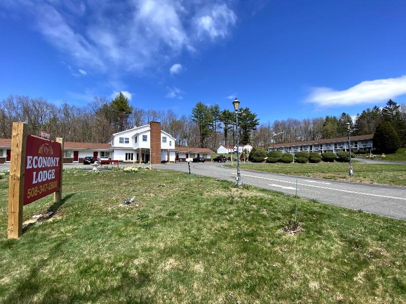 Economy Lodge image