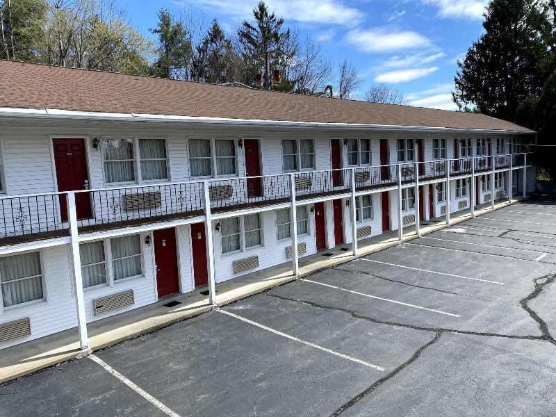 Economy Lodge image