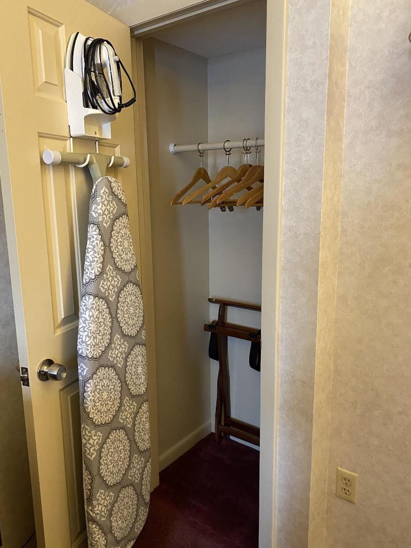 Economy Lodge image
