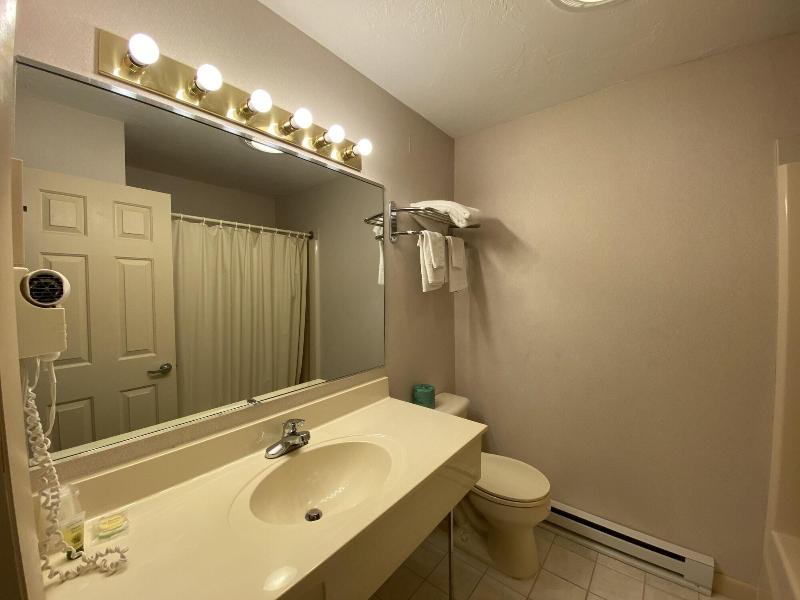 Economy Lodge image