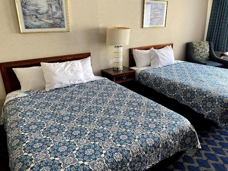 Economy Lodge image