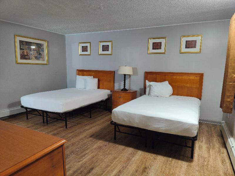 Capri Motel image