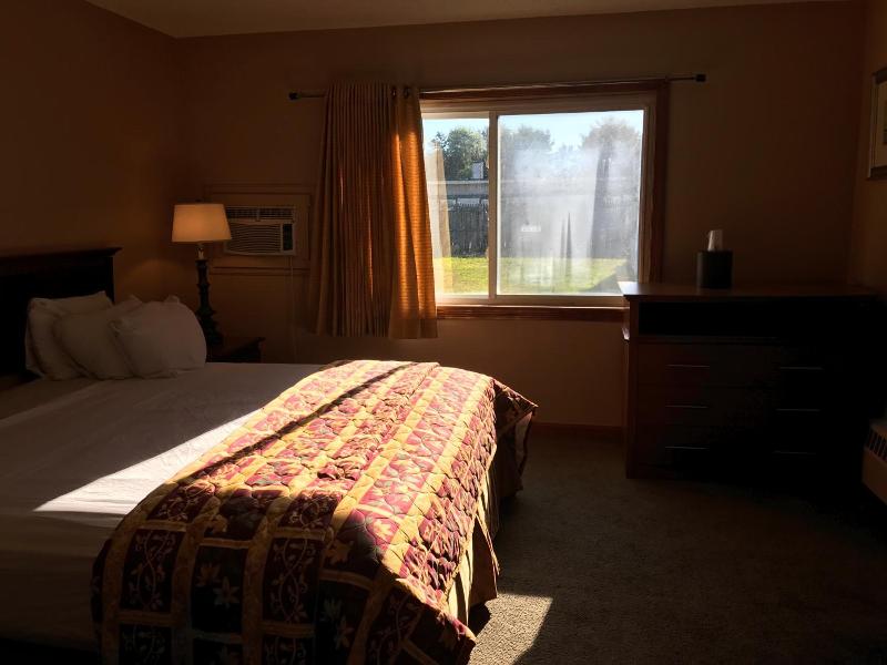 Capri Motel image