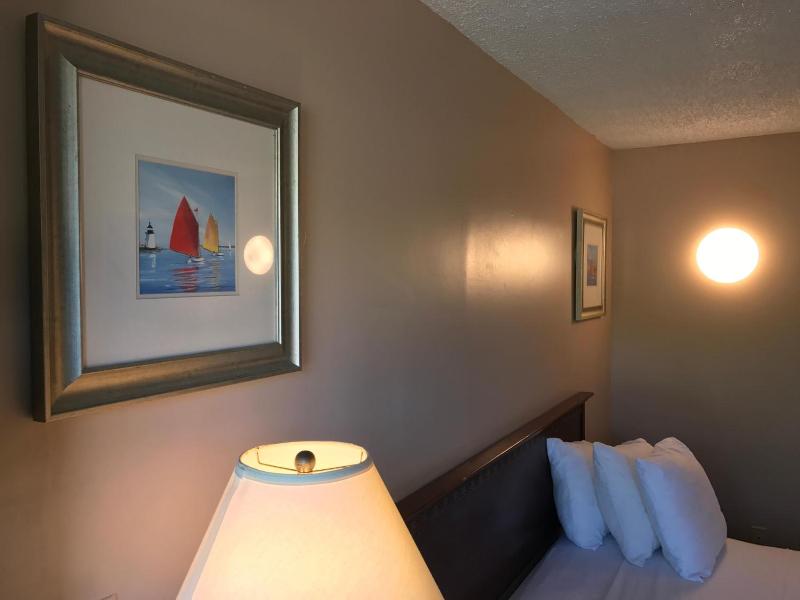 Capri Motel image