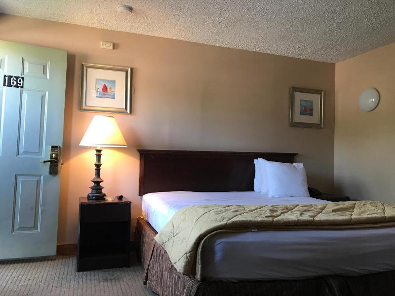 Capri Motel image