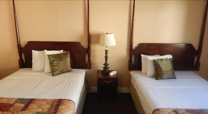 Capri Motel image