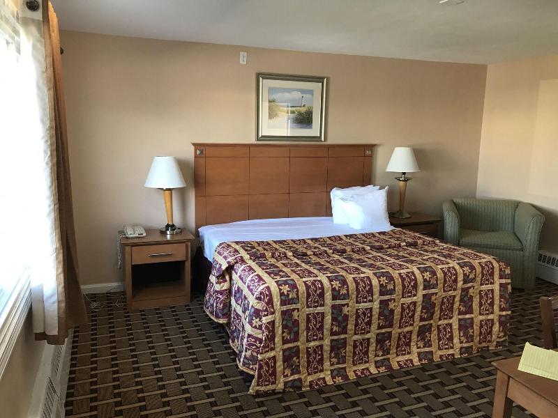 Capri Motel image
