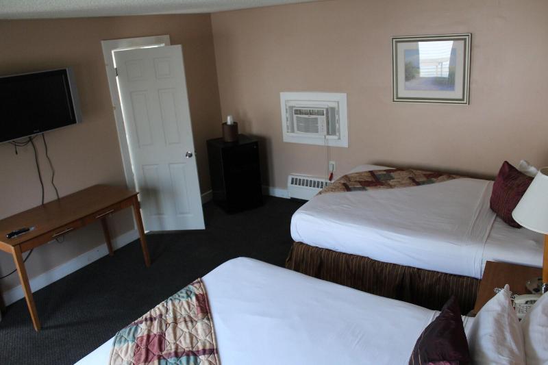 Capri Motel image