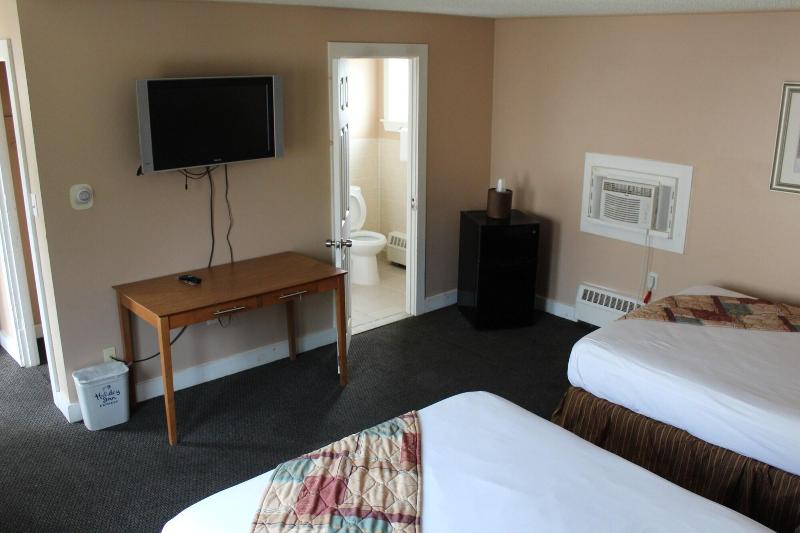 Capri Motel image