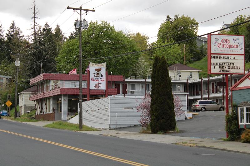 American Travel Inn image