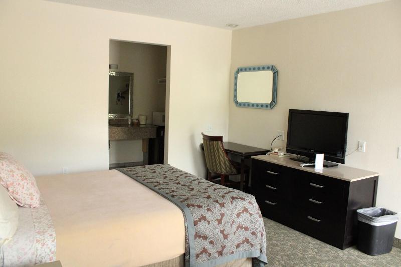 American Travel Inn image