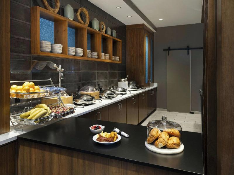 Springhill Suites By Marriott Auburn image