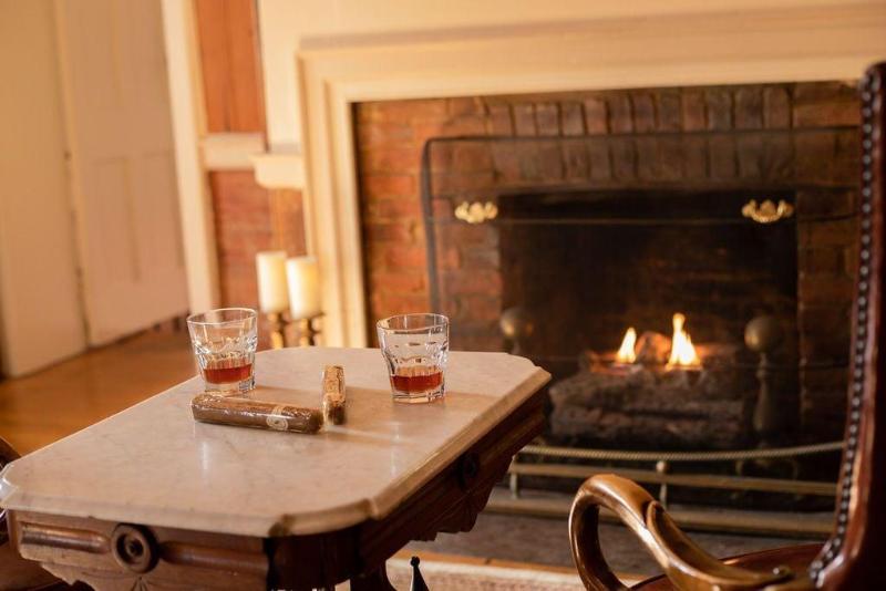 Wayside Inn image