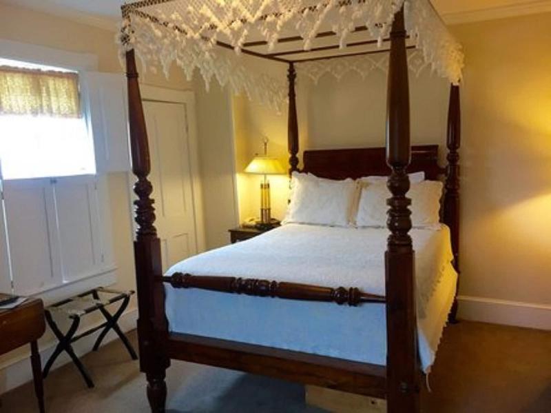 Wayside Inn image