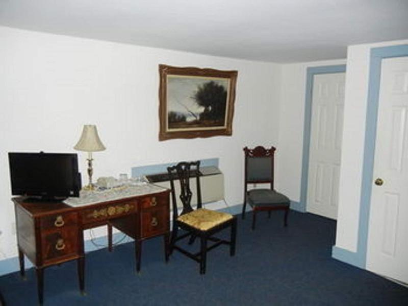 Wayside Inn image