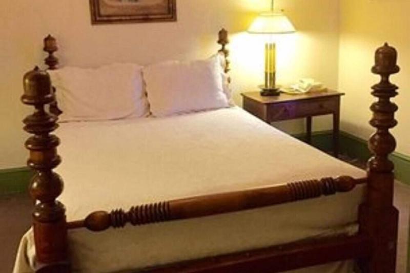 Wayside Inn image