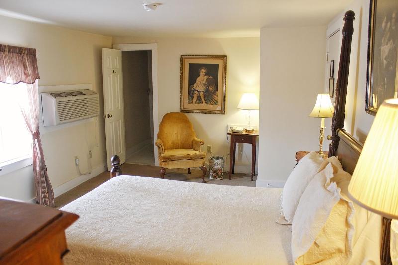 Wayside Inn image