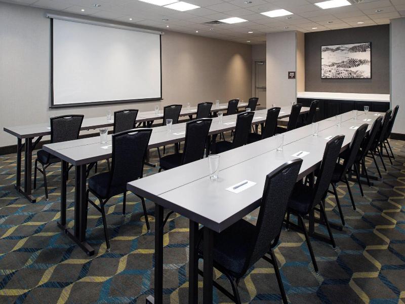 Residence Inn By Marriott Visalia