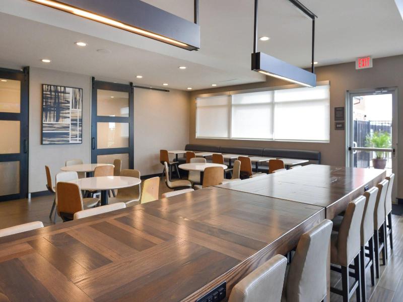 Residence Inn By Marriott Visalia