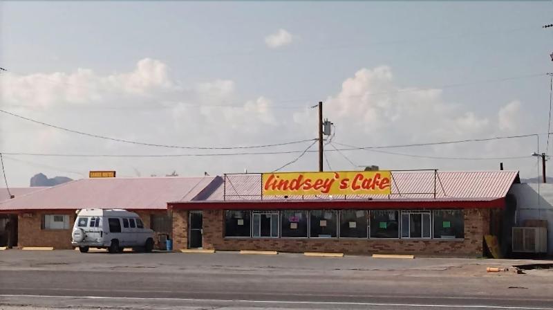 Sands Motel image 1