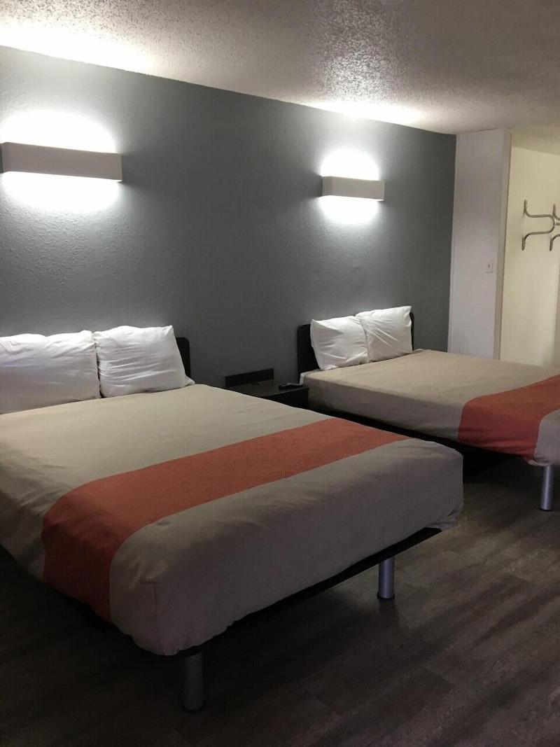 Sands Motel image