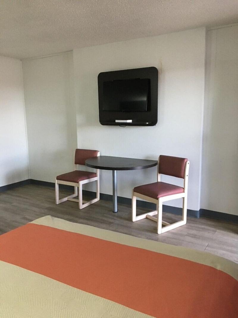 Sands Motel image