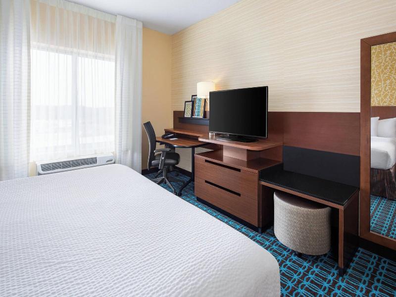 Fairfield Inn & Suites by Marriott Poplar Bluff image