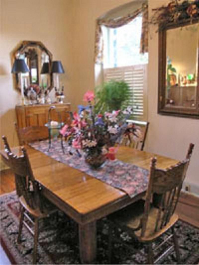 Stone Haus Bed & Breakfast image
