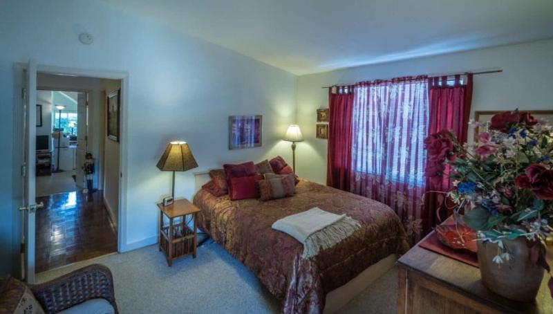 Stone Haus Bed & Breakfast image