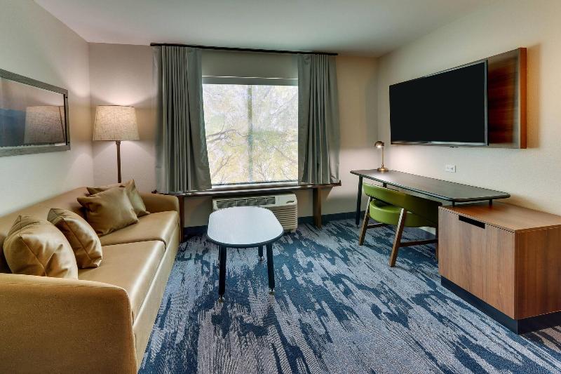 Fairfield Inn & Suites by Marriott Warsaw image