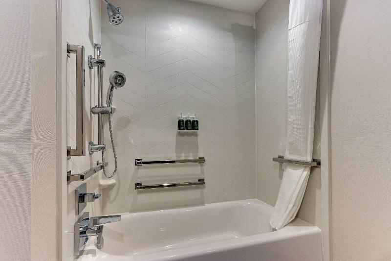 Fairfield Inn & Suites by Marriott Warsaw image