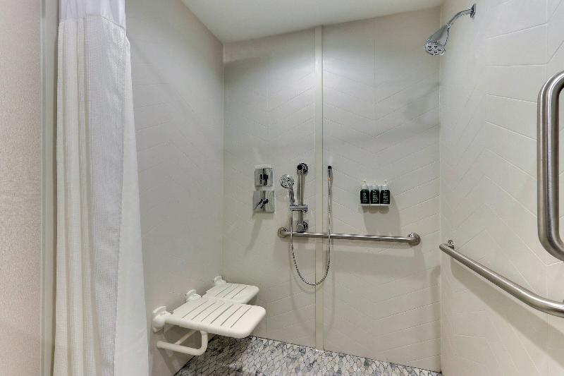 Fairfield Inn & Suites by Marriott Warsaw image