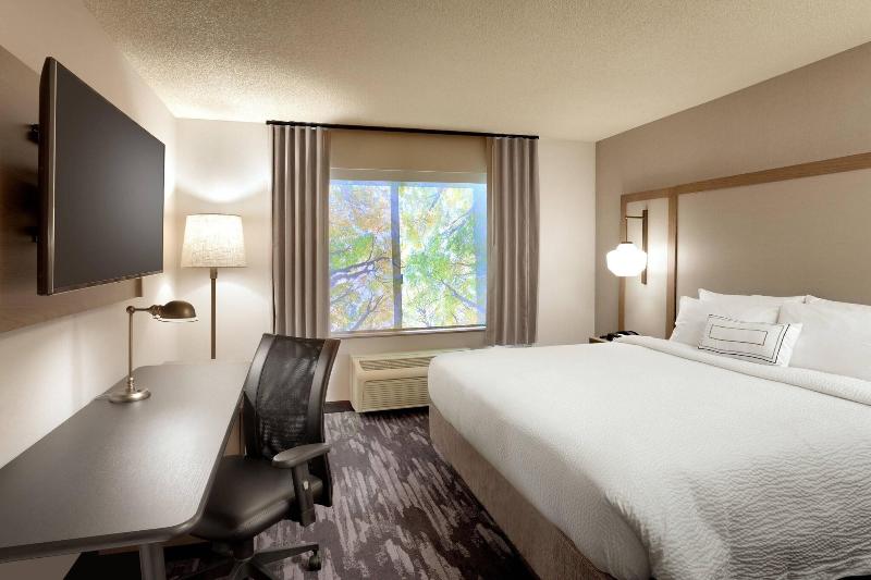 Fairfield Inn And Suites By Marriott Roswell image