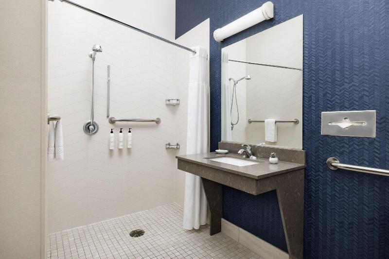 Fairfield Inn And Suites By Marriott Roswell image