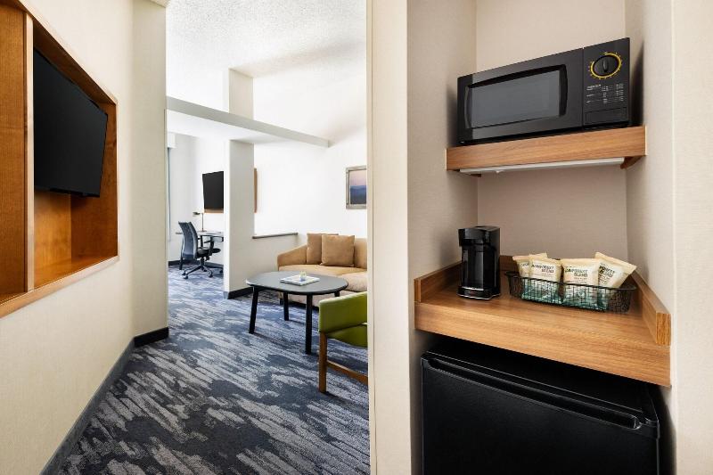 Fairfield Inn And Suites By Marriott Roswell image