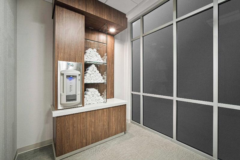 Springhill Suites By Marriott Phoenix Goodyear image