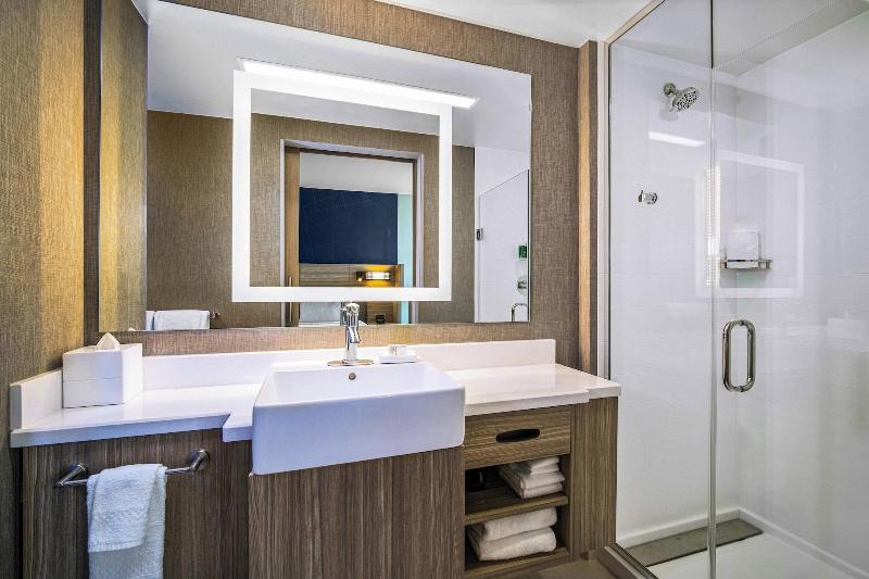 Springhill Suites By Marriott Phoenix Goodyear image