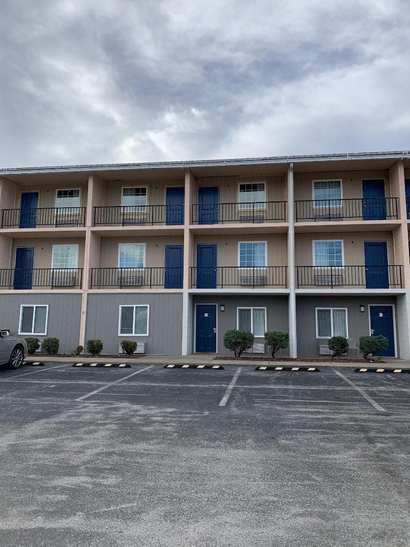 Landmark Inn image