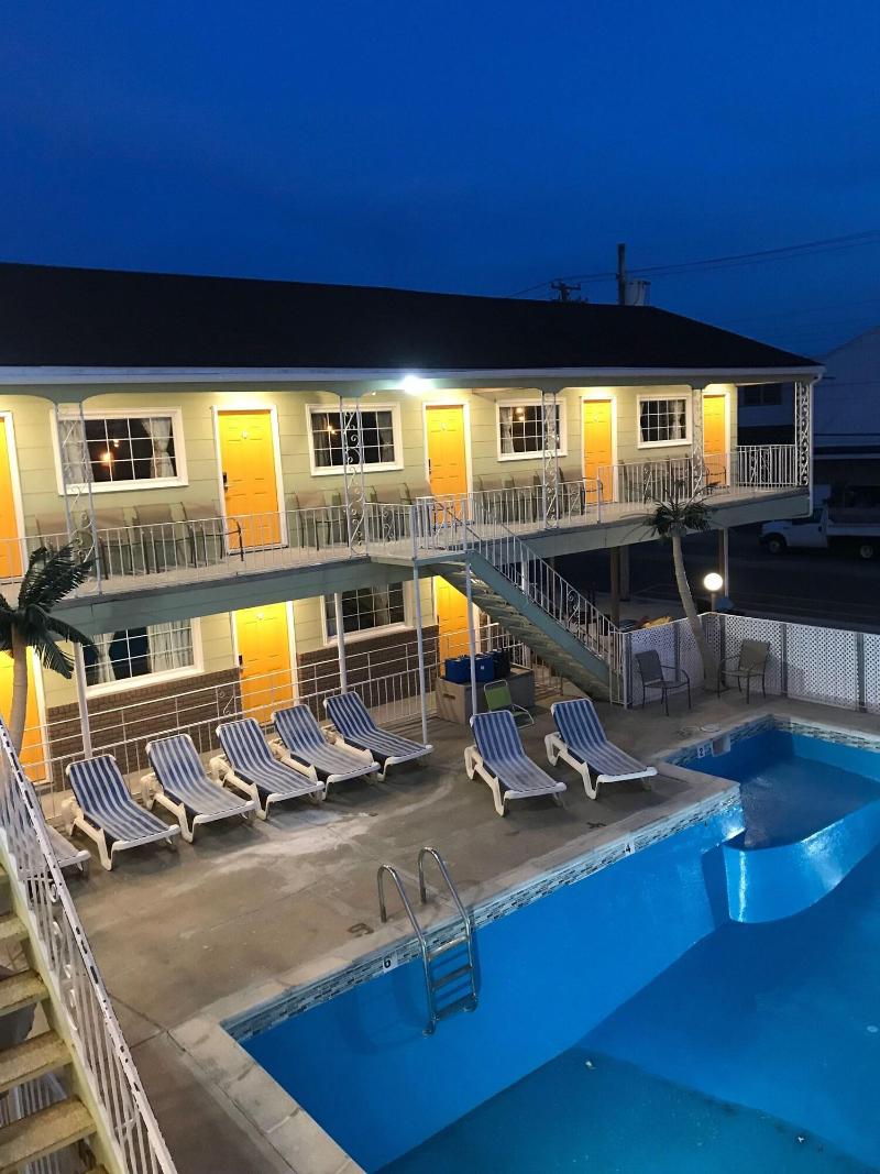 Sunrise Inn image