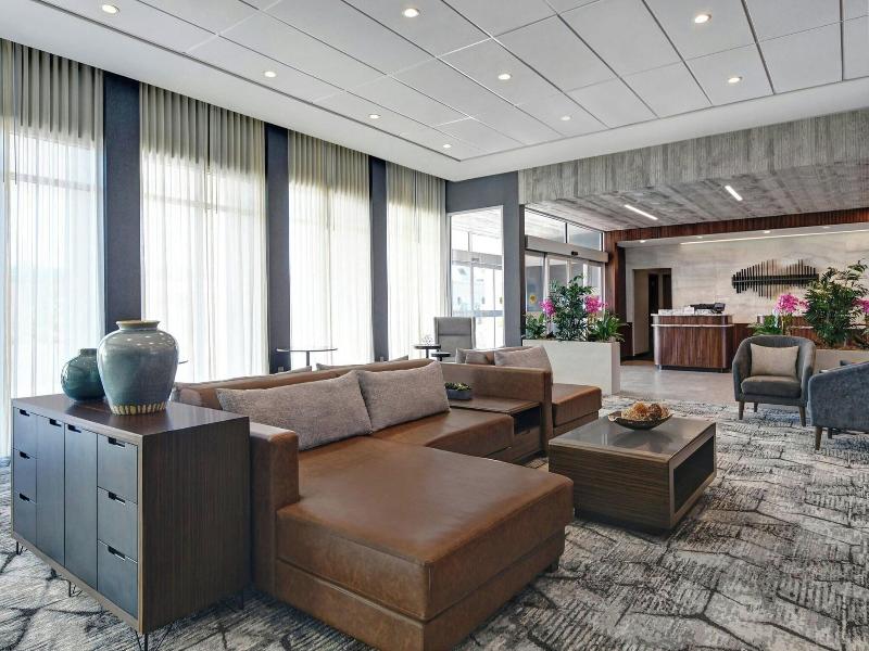 Courtyard By Marriott Hamilton image